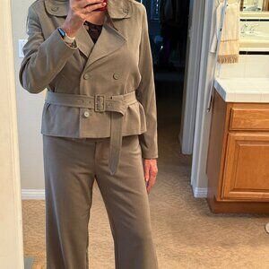 New York & Company Stretch Stylish Women's Jacket and Slacks Suit